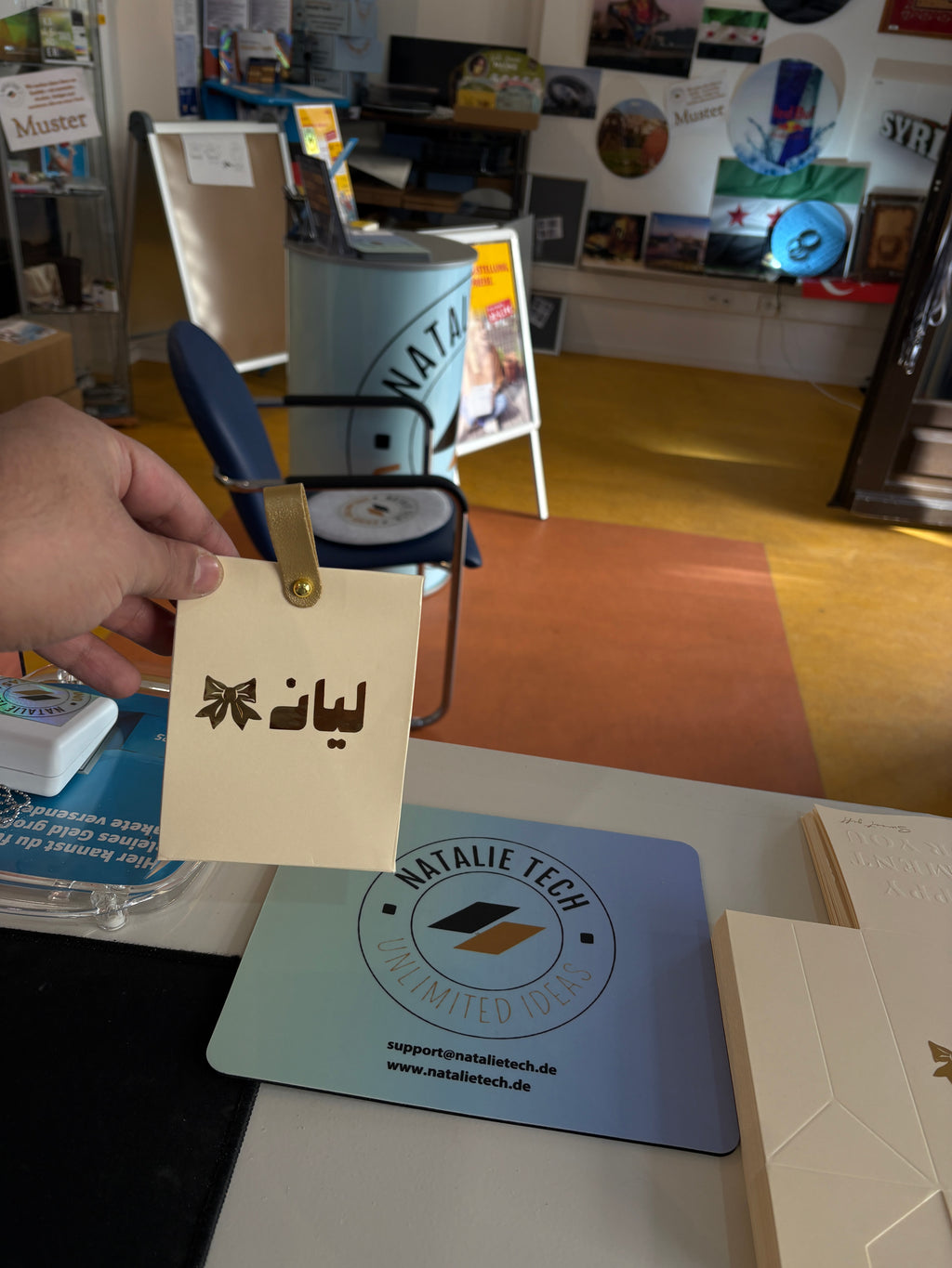 Geschenkboxen & Geschenktüten nach Wunsch mit wünsch Name